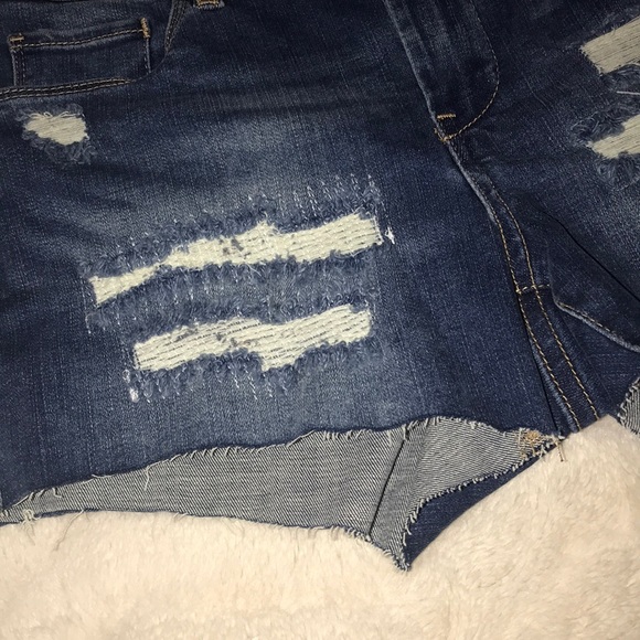 BlankNYC cutoff blue jean shorts ripped 27 new NWT - Picture 4 of 8